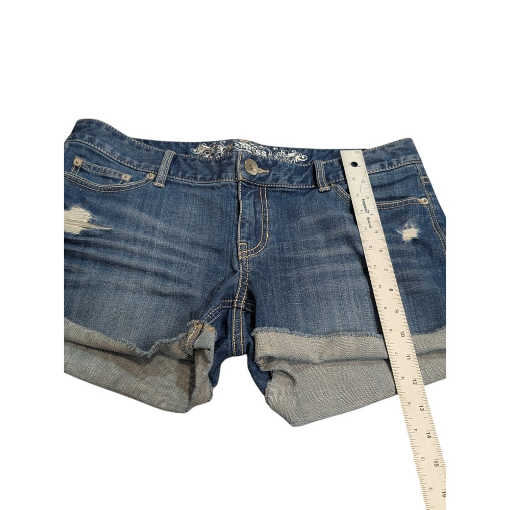 Express Denim Shorts Blue Low Rise Cuffed Distressed Embroidered Pockets Size 12 - Picture 5 of 7
